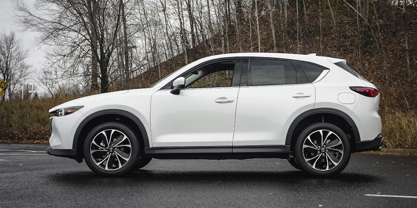 Detailed Review of the Mazda CX-5 2023 - Price, Specs & Features